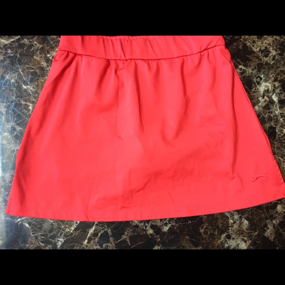 $5 in $25 bundle Tennis skorts